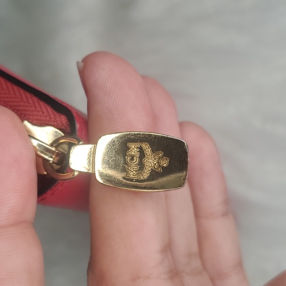 MCM Bicolor Long Zippy Wallet - Picture 11 of 13